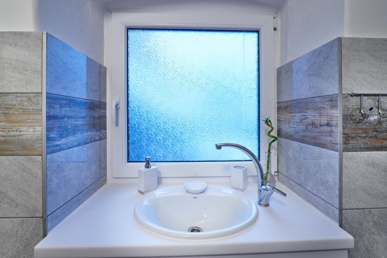 Apartman Bb Centrum Banska Bystrica Bagian luar foto